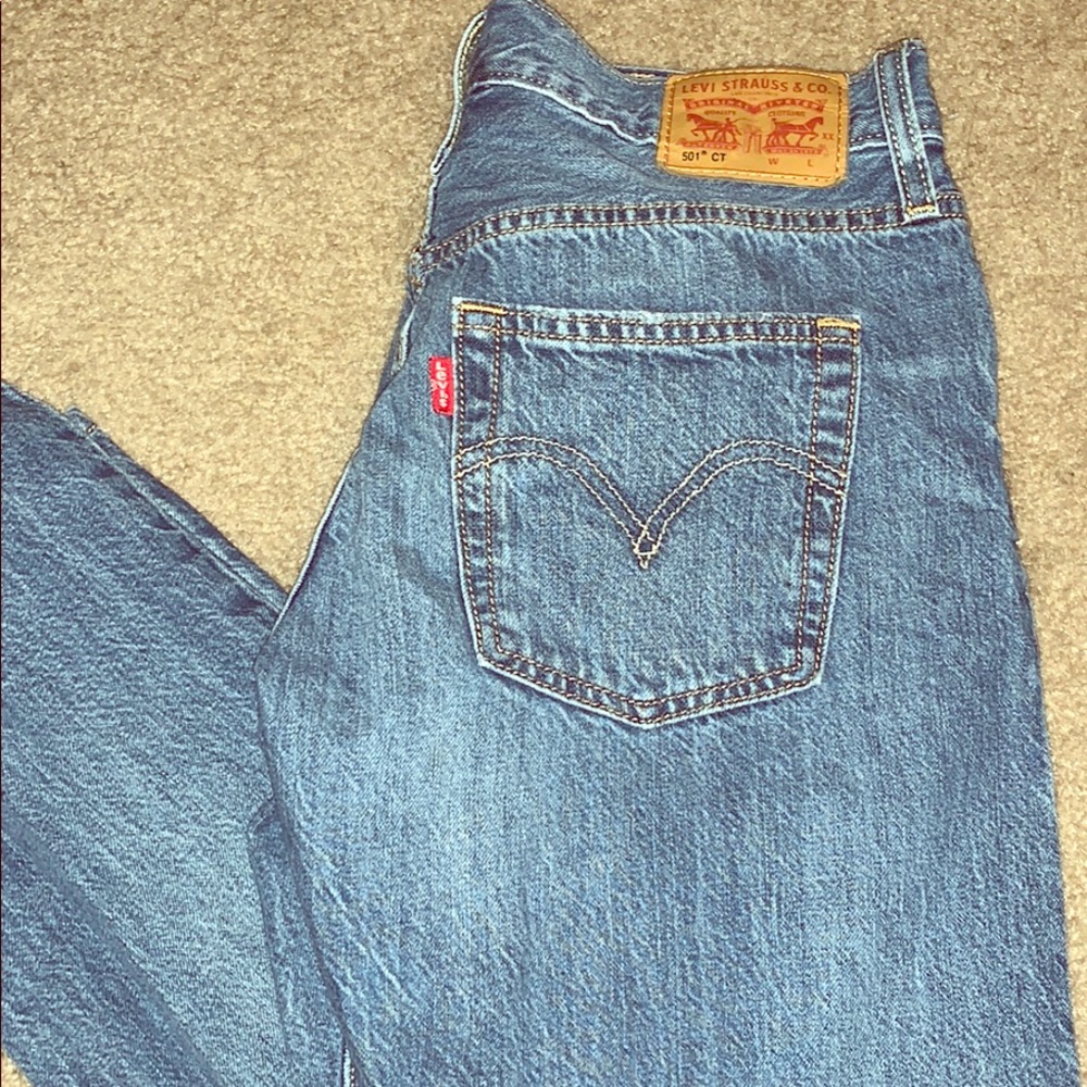 Size 25 Levi 501 jeans